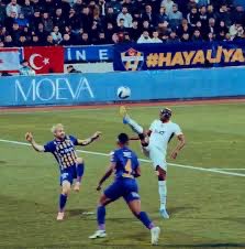 Bizimle kal *ASLAN PARÇASI* #StayWithUsOsimhen ♥️💛