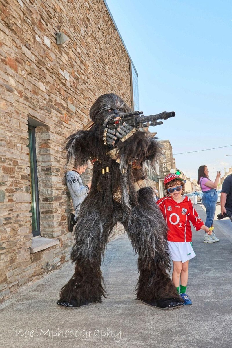 DUN, DUN, DUN, DUNMANWAY!
In a West Cork town far, far away an intergalactic Star Wars festival is gearing up for its 2nd outing. This year’s Feel The Force Festival in Dunmanway promises 2  packed days of Star Wars themed activities, workshops &amp; cosplay
corkindependent.com/2025/05/09/dun…
