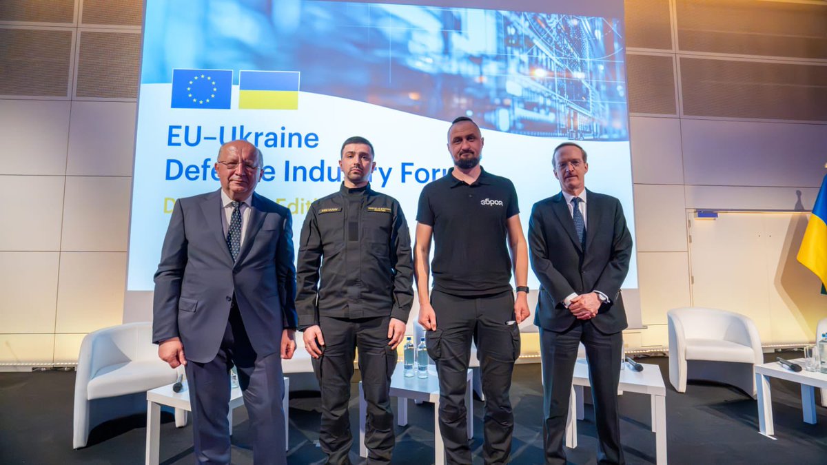 EU Service for Foreign Policy Instruments 🌐 (@eu_fpi) on Twitter photo Today we are supporting the second 🇪🇺🇺🇦 Defence Industry Forum, a key event to strengthen our joint security - just a few days after HR/VP <a href="/kajakallas/">Kaja Kallas</a> announced € 1 billion for 🇺🇦 defence industry during her visit to #Ukraine
#EUForeignPolicy Today we are supporting the second 🇪🇺🇺🇦 Defence Industry Forum, a key event to strengthen our joint security - just a few days after HR/VP <a href="/kajakallas/">Kaja Kallas</a> announced € 1 billion for 🇺🇦 defence industry during her visit to #Ukraine
#EUForeignPolicy