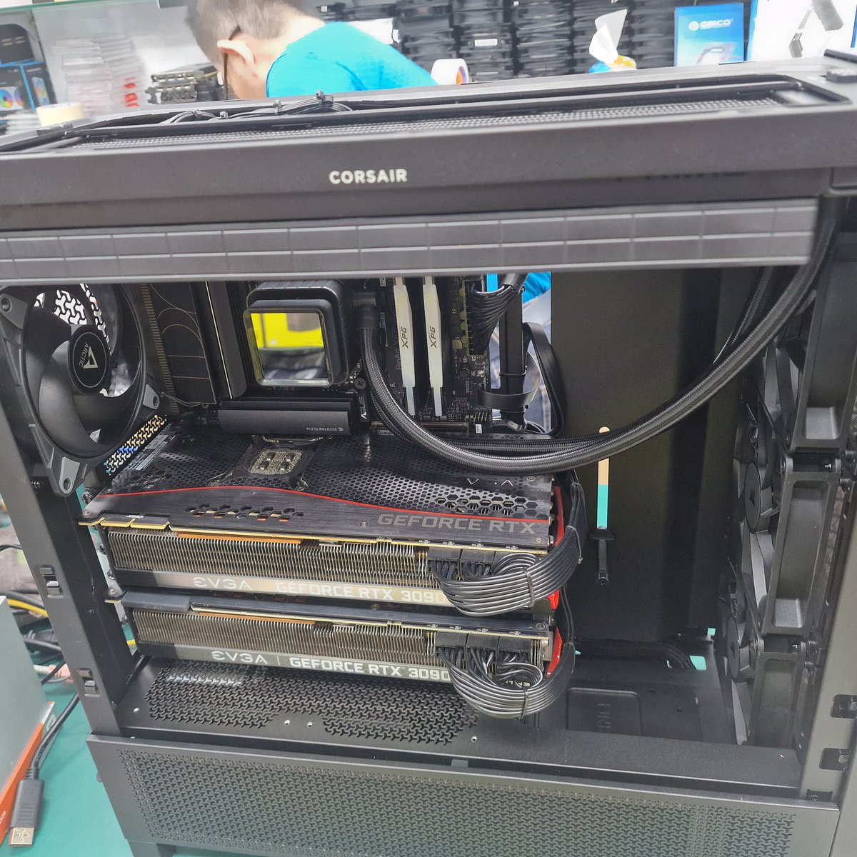 simonvc's tweet image. VRam is the new reserve currency. 
A rtx 5090 w/ 32gb is 5270 sgd. 
2x3090 and a new Ryzen +64gb ram is a lot less and has 48Gb