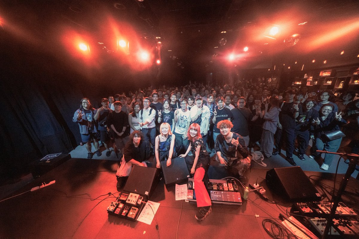 The group live photo in
鄭州、青島、珠海、香港!!
Thank you for coming!!🏃🏻‍♀️