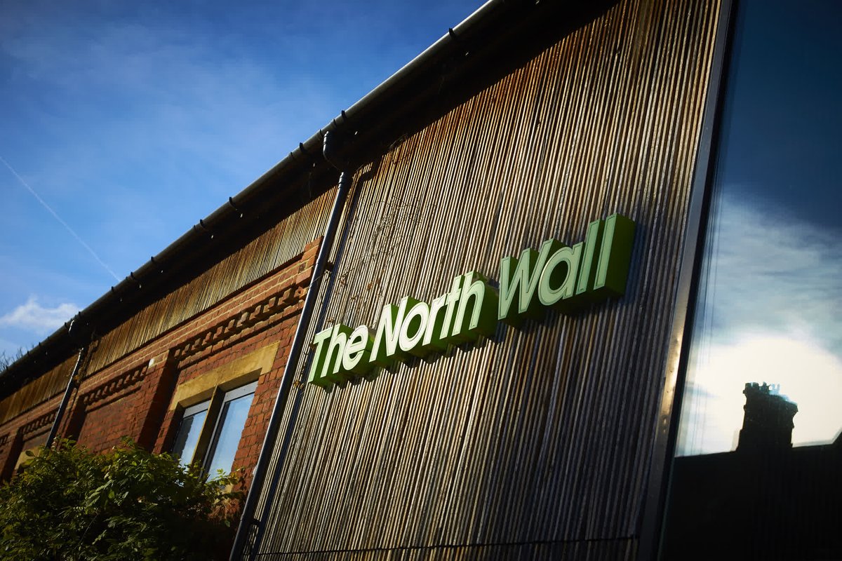 Experience Oxfordshire (@experienceox) on Twitter photo Have you been to <a href="/TheNorthWall/">The North Wall</a> in #Oxford ? 👀 They bring the best of contemporary theatre and new writing, plus exhibitions, comedy nights, music gigs and family events. 🎶🎭
Learn more ➡ bit.ly/3mRcU20
#ExperienceOx #Arts #Culture Have you been to <a href="/TheNorthWall/">The North Wall</a> in #Oxford ? 👀 They bring the best of contemporary theatre and new writing, plus exhibitions, comedy nights, music gigs and family events. 🎶🎭
Learn more ➡ bit.ly/3mRcU20
#ExperienceOx #Arts #Culture