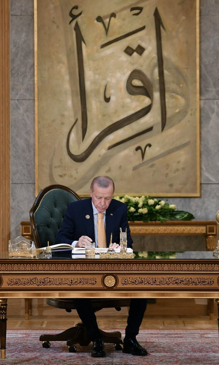 Av.Ramazan ARKAN (@ramazannarkan) on Twitter photo Türkiye Yüzyılı’nın Mimarı CumhurBaşkanımız Sayın Recep Tayyip ERDOĞAN’ı Tarih altın harflerle yazacak.
<a href="/RTErdogan/">Recep Tayyip Erdoğan</a> Türkiye Yüzyılı’nın Mimarı CumhurBaşkanımız Sayın Recep Tayyip ERDOĞAN’ı Tarih altın harflerle yazacak.
<a href="/RTErdogan/">Recep Tayyip Erdoğan</a>
