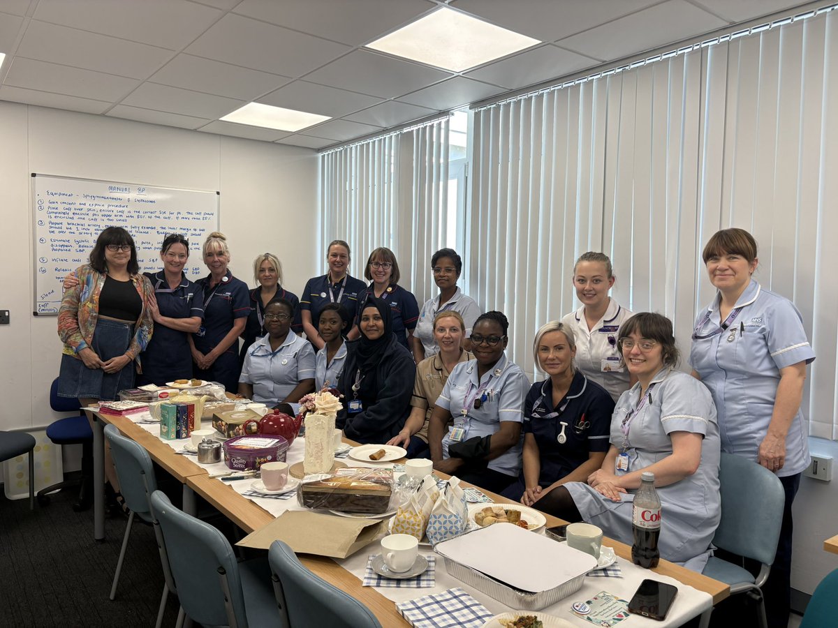 The Moss Side Nurses celebrating International Nurses day.
We dropped in on their team lunch 💙