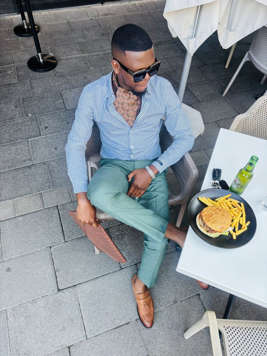 🎩LekkerStylist👔👞 tweet media