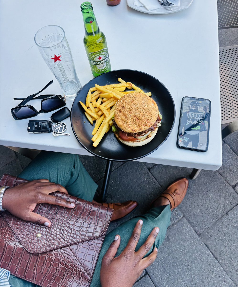 🎩LekkerStylist👔👞 tweet media