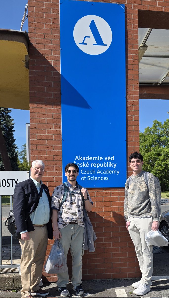 Joel D Bumgardner (@bumgardnerjd) on Twitter photo Excited to visit Dr. Lucie Bačáková's lab in Institute of Physiology for 2wks of res w/ Grad students Alex Bryan & Nikken Malbeouf for our #UniversityofMemphis - <a href="/CzechAcademy/">Czech Academy of Sciences</a> Research Mobility Grant on wound healing & skin tissue engineering. #MemphisEngr #DrivenByDoing Excited to visit Dr. Lucie Bačáková's lab in Institute of Physiology for 2wks of res w/ Grad students Alex Bryan & Nikken Malbeouf for our #UniversityofMemphis - <a href="/CzechAcademy/">Czech Academy of Sciences</a> Research Mobility Grant on wound healing & skin tissue engineering. #MemphisEngr #DrivenByDoing