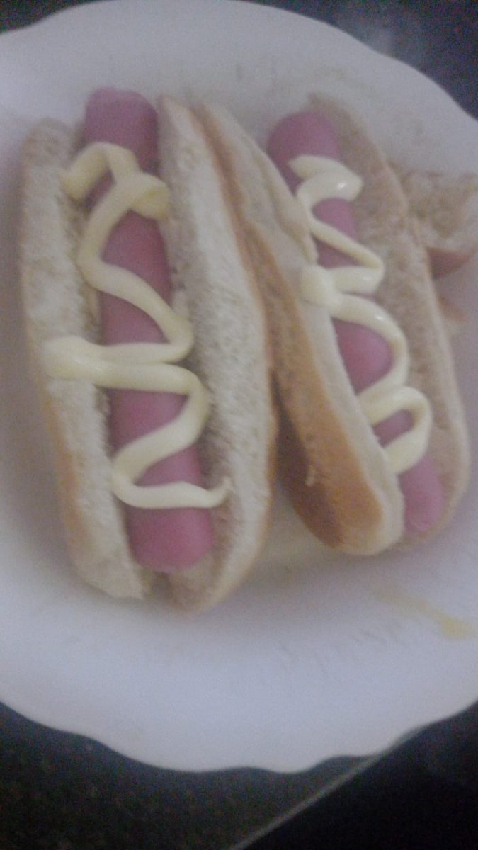 Los giles desayunan jugo de naranja con 2 tostadas los piolas de desayunamos 2 pancho