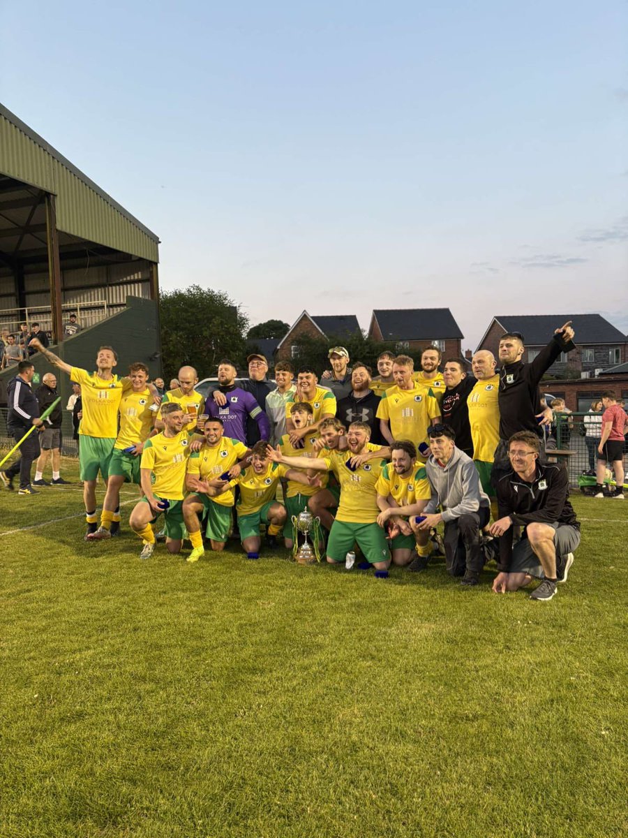 Trefonen FC 💛💚 tweet media