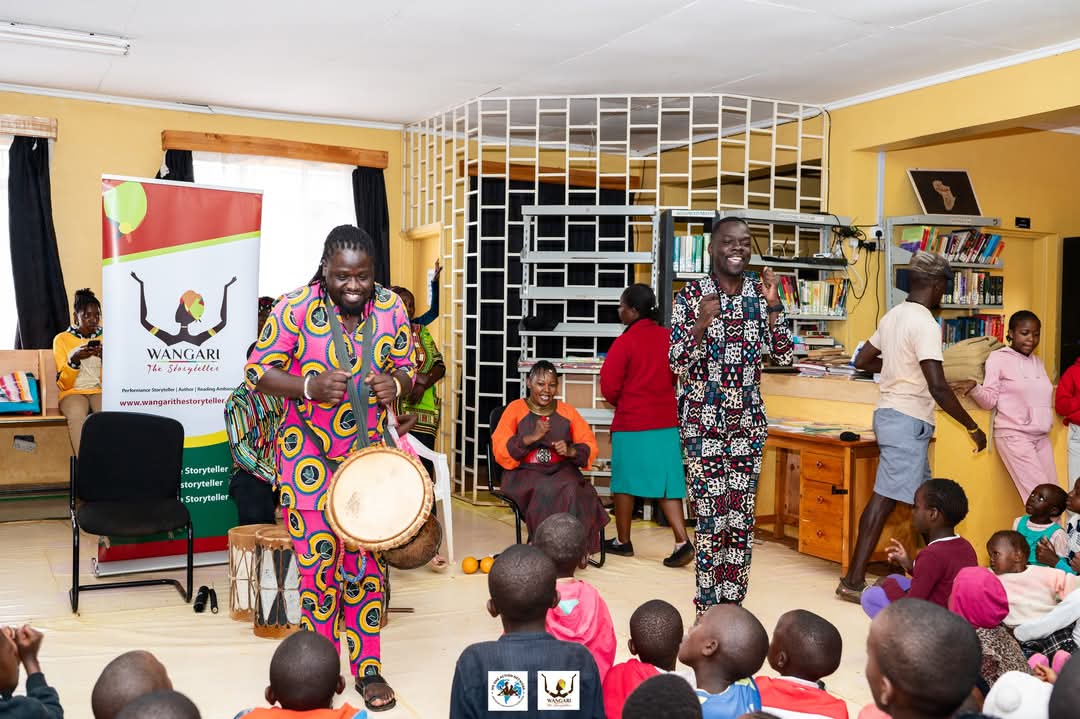 Eewangari's tweet photo. What a time we had at the #StoriesAlive session at the Waithaka Community Library on Saturday!
Many thanks to the library team, @WeOneActionNet2 &amp; Grace Impact Foundation for your support. And to my team Babu Achieng, @mukeni28 and Mike, shukran! https://t.co/Mm3a8N6jw8
