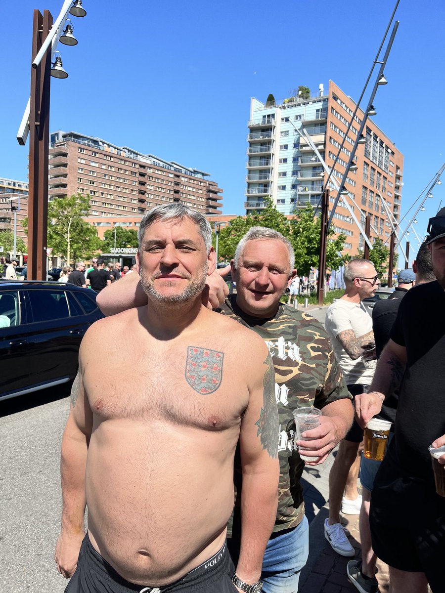 Stan Smith (@stansmi11138162) on Twitter photo 