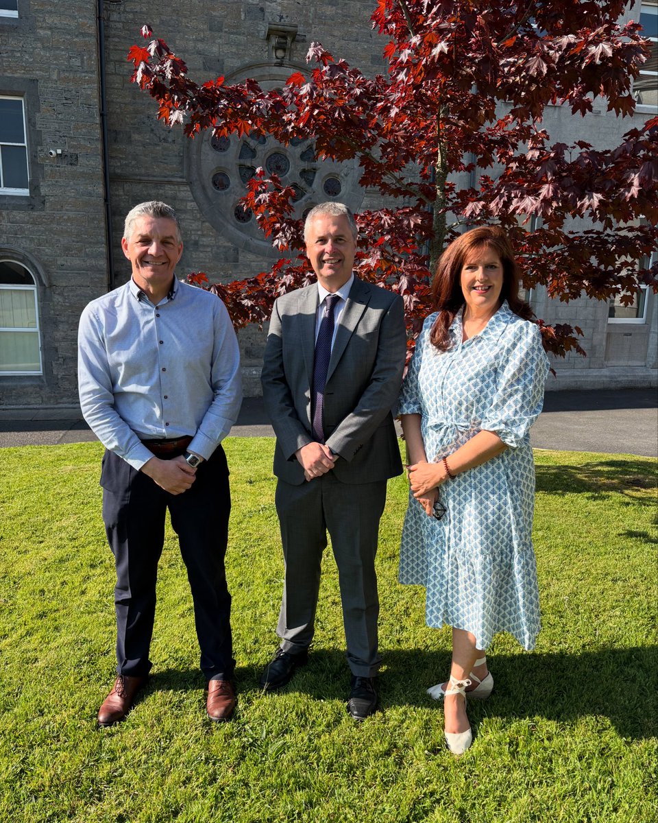 We were delighted to welcome the Director of the National Association of Principals and Deputy Principals Paul Crone for a visit on Friday. #weareucs #workingtogether <a href="/lecheiletrust1/">Le Chéile Schools Trust</a> <a href="/NAPD_IE/">NAPD</a>