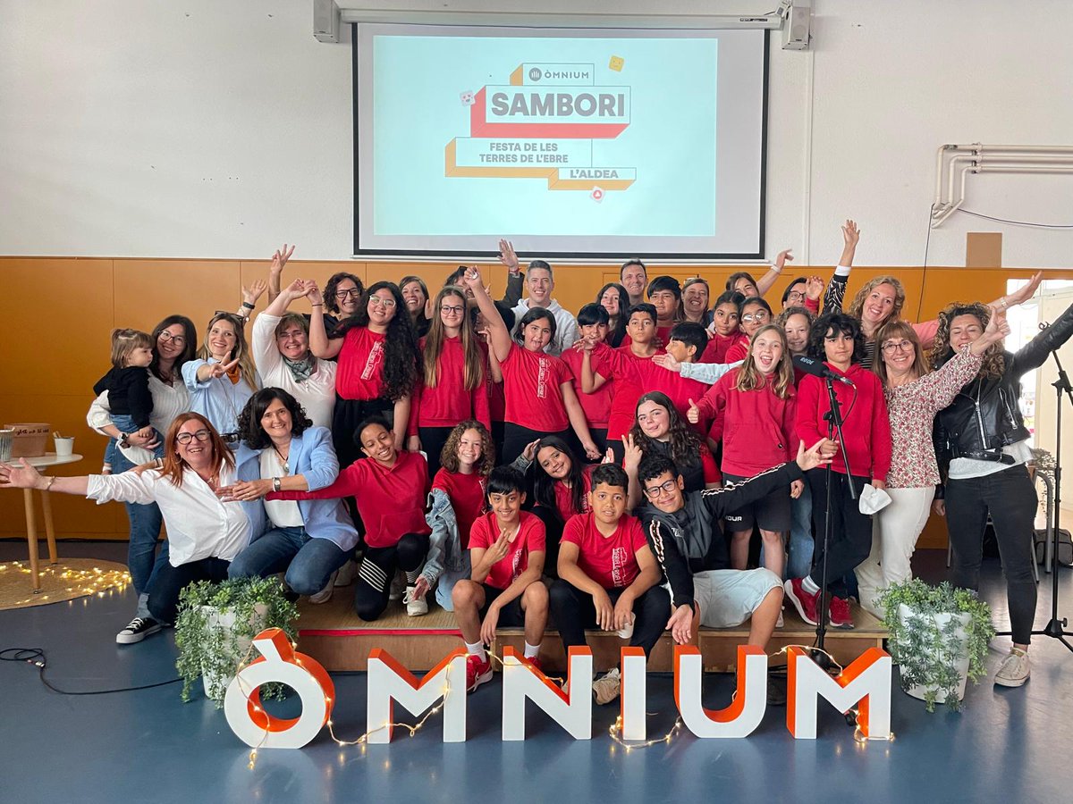 Infoaldaia.info (@infoaldaia) on Twitter photo El Sambori d’Òmnium Cultural arriba a l’escola Maria Garcia Cabanes amb una menció especial per al projecte “L’amistat no té edat”
🔸 + info👉 go.shr.lc/3EX9s4R
<a href="/OmniumEbre/">Òmnium Terres de l'Ebre</a>
#PEE #AccióCulturaliEducativa #ÒmniumCultural #Sambori #lAldea El Sambori d’Òmnium Cultural arriba a l’escola Maria Garcia Cabanes amb una menció especial per al projecte “L’amistat no té edat”
🔸 + info👉 go.shr.lc/3EX9s4R
<a href="/OmniumEbre/">Òmnium Terres de l'Ebre</a>
#PEE #AccióCulturaliEducativa #ÒmniumCultural #Sambori #lAldea