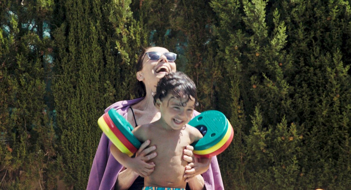 🎥La Filmoteca Valenciana i l’Acadèmia Valenciana de l’Audiovisual programen les pel·lícules guanyadores dels Premis Lola Gaos

🎞️El documental ‘Mientras seas tú’, el llargmetratge de ficció ‘La casa’ i la producció d'animació ‘Rock Bottom’
📅13 i 14/05
➡️comunica.gva.es/es/detalle?id=…