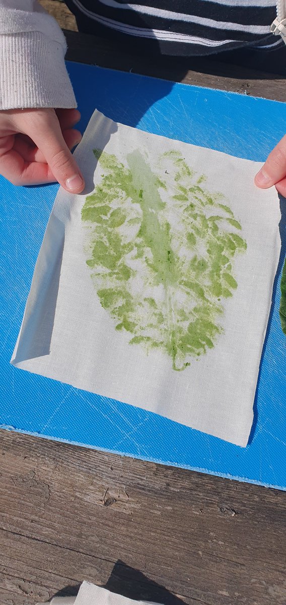 To mark #NationalSaladMonth we’ve been experimenting. By smashing green leaves we reveal the chlorophyll essential for photosynthesis. It’s the stuff of life – no chlorophyll means no food. Find out more on our Chilled Education website.
#FoodScience

bit.ly/3YYgpcP