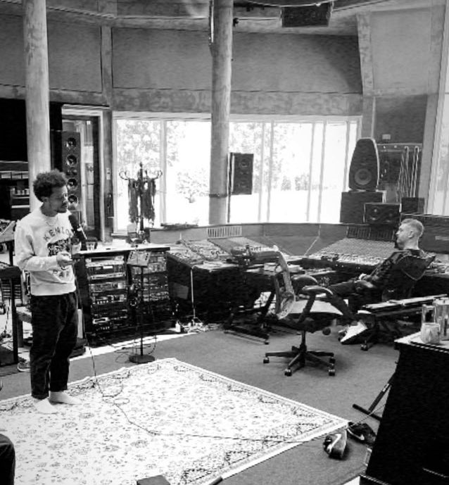 rritchiehq's tweet image. our raleigh ritchie cooking up aoty in the studio 🙂‍↕️