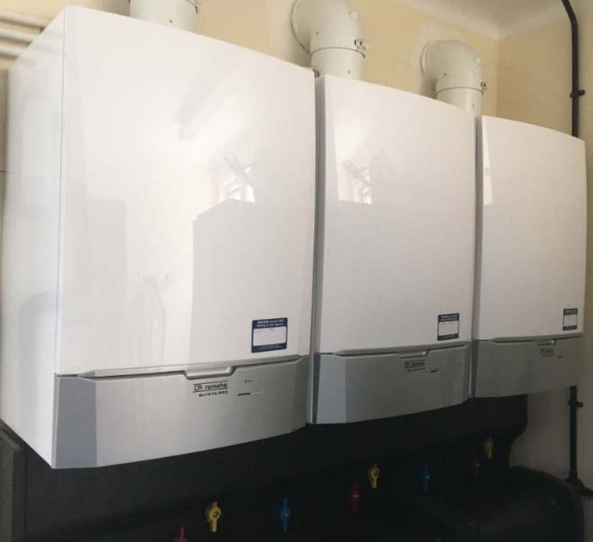 When commercial #boilers do occasionally fail you could be left without #heating and #hotwater, while waiting for a part, replacement or repair.

Our #temporaryboilers can be installed in just a few hours, to have you up and running almost immediately: bit.ly/3RWCN2h