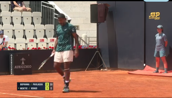 Shuvo10976159's tweet photo. Rohan Bopanna is on action in 1st round doubles match !! #Italianopen2025 https://t.co/Bw7XsI9FfH