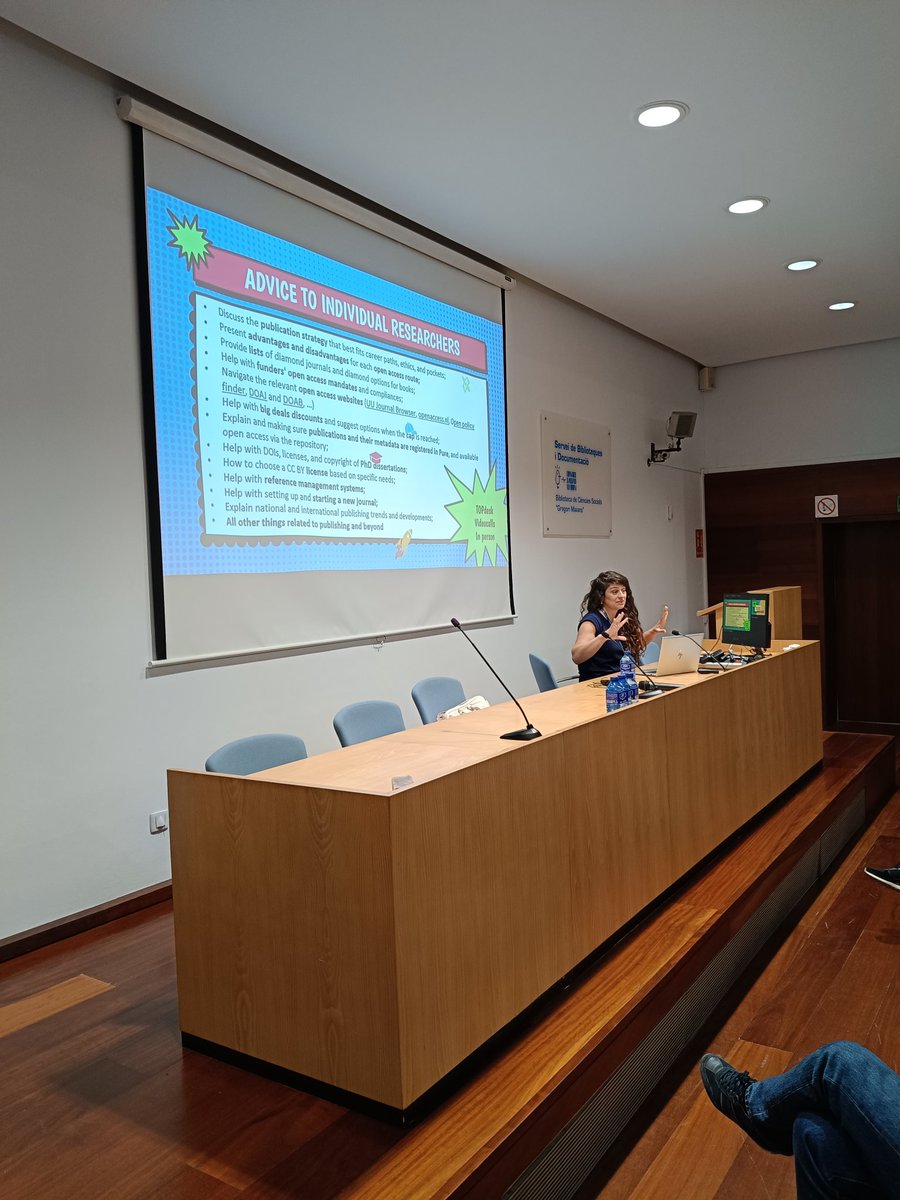 bibliotequesuv's tweet photo. Deniz Yildirim (Utrecht University Library) in #LibraryWeekUV https://t.co/NiCF9GlHiv