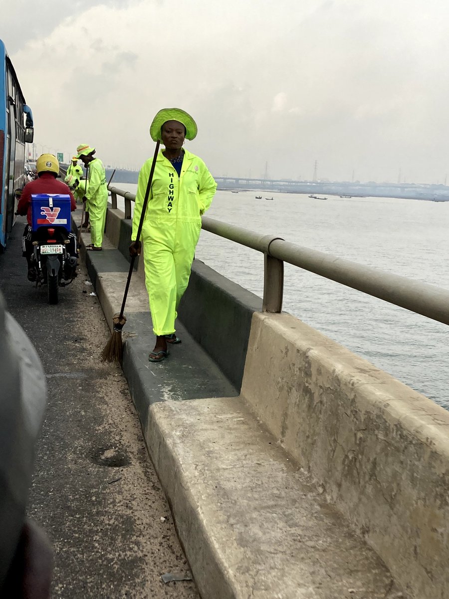 drelakuti's tweet image. A #Master&apos;s desire is a #HumbleServant since I can&apos;t afford the #Materialism to obtain my #Freedom, I follow the #rules to obtain my #livelihood 🍽️

But deep down All I ever wanted is to be on the #OpenSea ⛵ sailing away from the #BlockChain of Survival ⛓️

#DuwasPoems ✍🏽