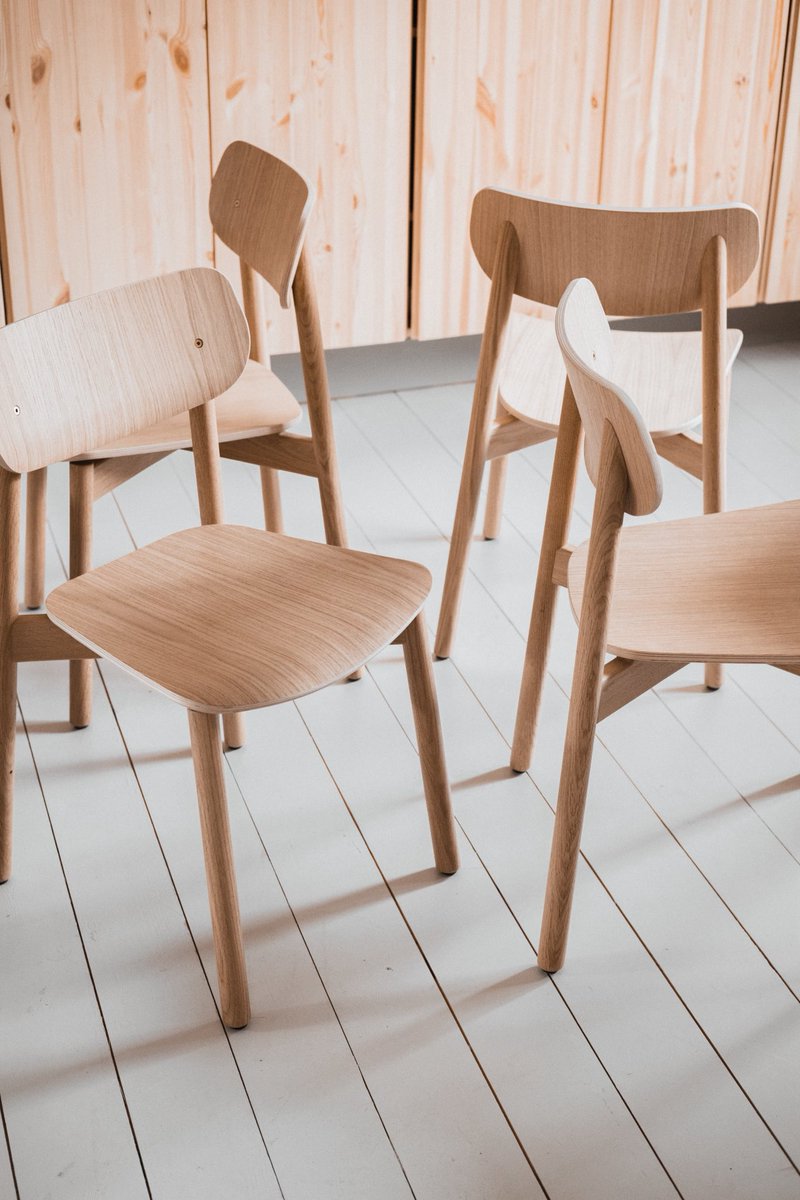 mashandmint's tweet image. Why do we LOVE stackable chairs? 

Because they are perfect for busy households that need flexibility. 
Hosting guests? 
Need space for playtime or home workouts? 
Just stack and store. 

Ready to upgrade your space with clever, contemporary furniture?

#stackablechairs