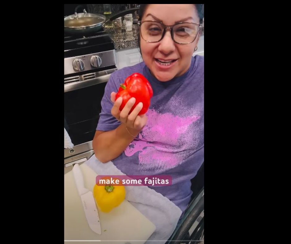 SPINALpedia's tweet photo. Quadriplegic Woman Makes Fajitas โฟ๏ธ๐๐ฎ
https://t.co/u9BfzYMZGB
#disabledlife #paralyzed #quadriplegic #woman #cooking #ADAPTIVECOOKING https://t.co/29OzEpIgHC