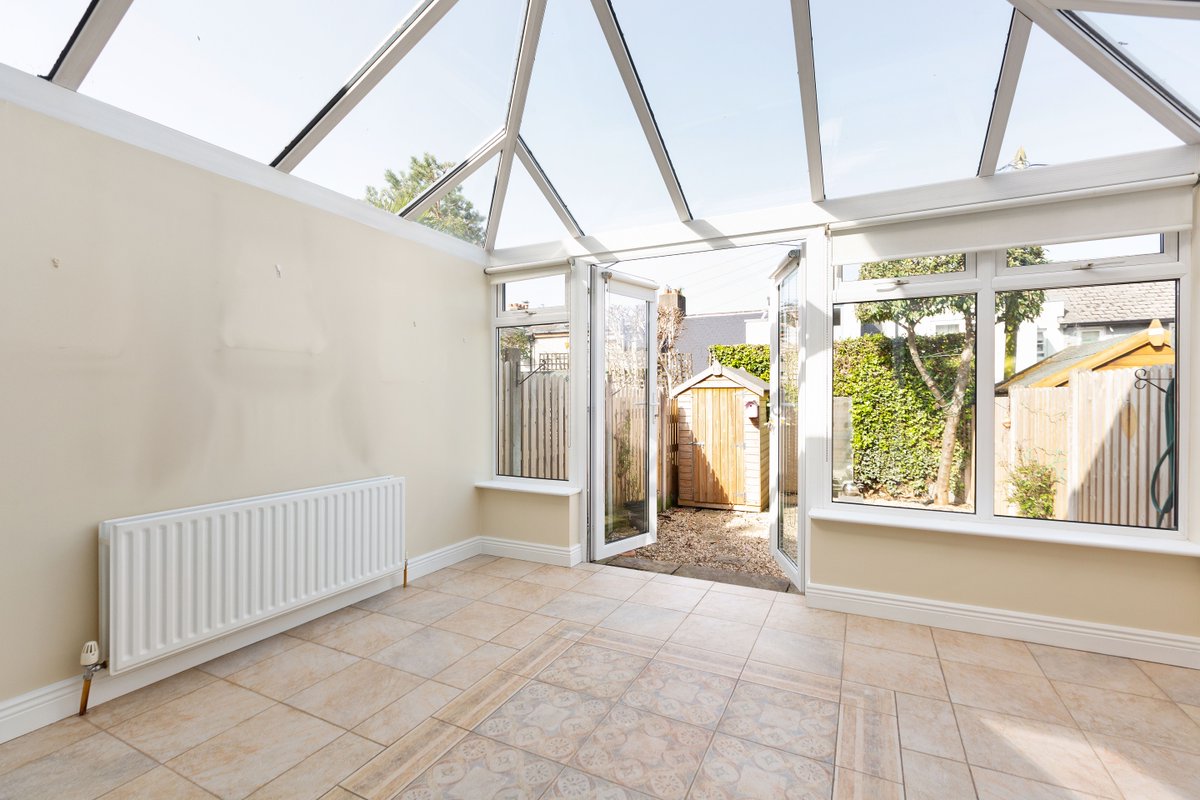 HermanWhiteEst's tweet image. 🏡 SOLD | 10 Rathfarnham Mill, D14
2 Bed | 2 Bath | Terraced Home

Charming residence in a gated dev, steps from Rathfarnham Village, parks &amp;amp; top schools. Congrats to the new owners! 🎉

#SOLD #Rathfarnham #Dublin14 #RealEstate