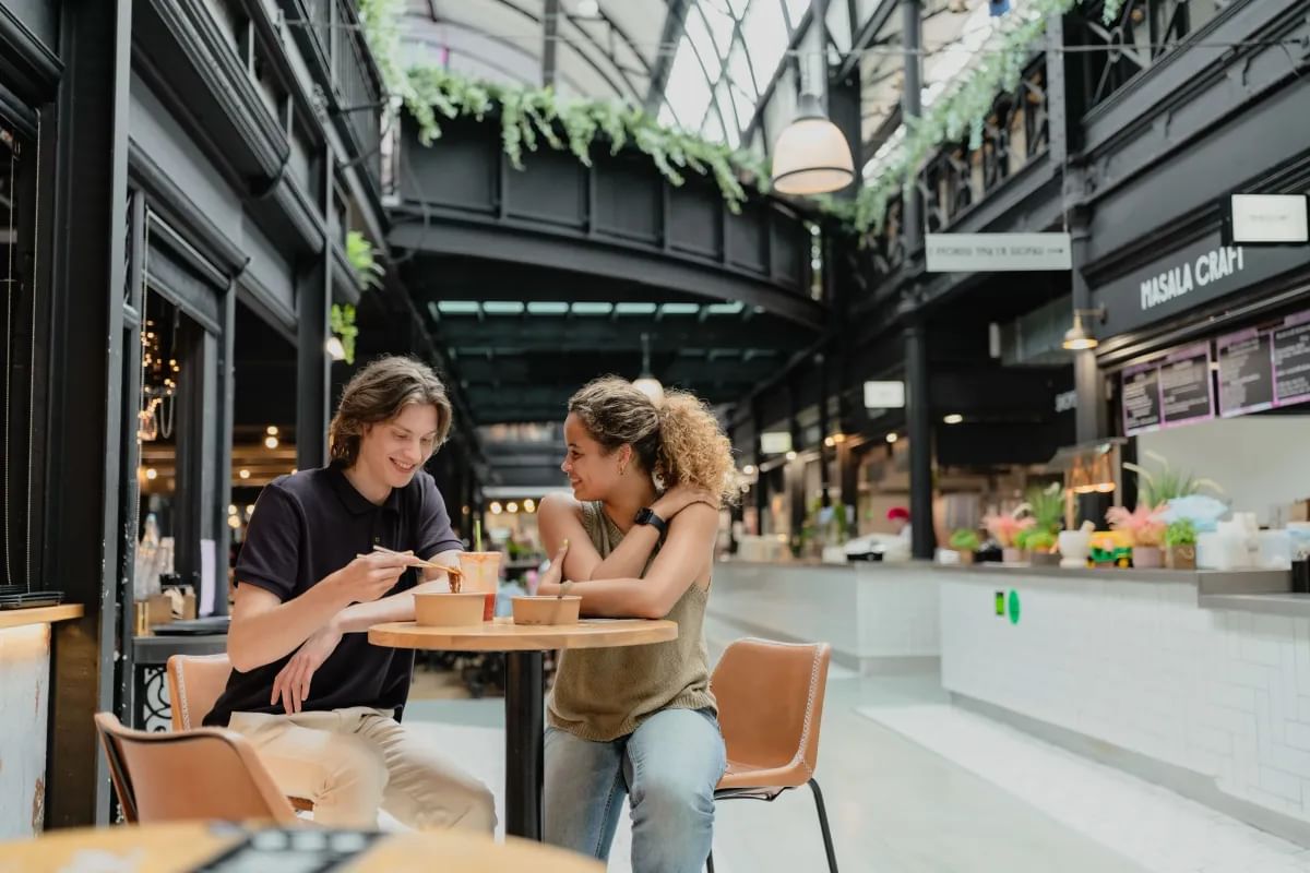 It's #MentalHealthAwarenessWeek!💚 
 
It's a great reminder to prioritise your well-being while you're at uni🏫 

If you ever start to feel overwhelmed, you're not alone. Our dedicated #MentalHealth team is here to support you🤗 

💻orlo.uk/RL7Ab 

#USWellbeing