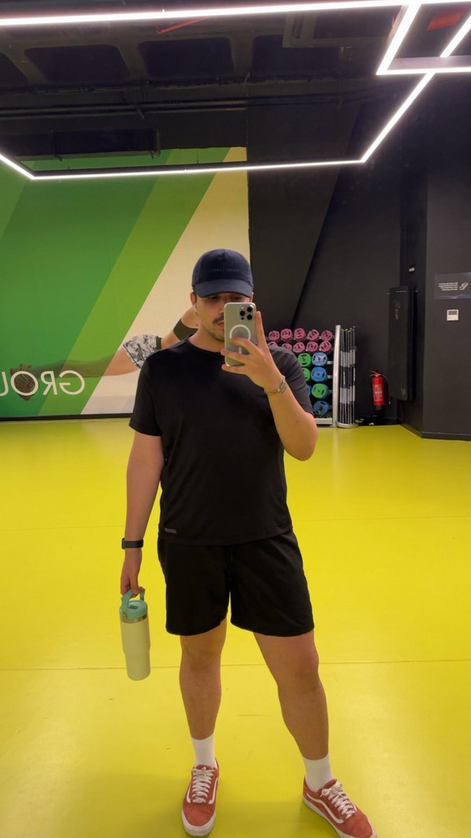 tehlikenin farkinda misiniz? spora basladim galiba 😶‍🌫️💦