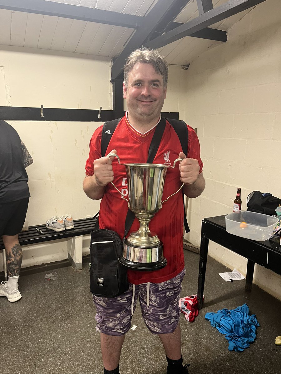 Wombourne Pool Bar FC (@wombournepbfc) on Twitter photo RAVER STE
❤️🖤 RAVER STE
❤️🖤