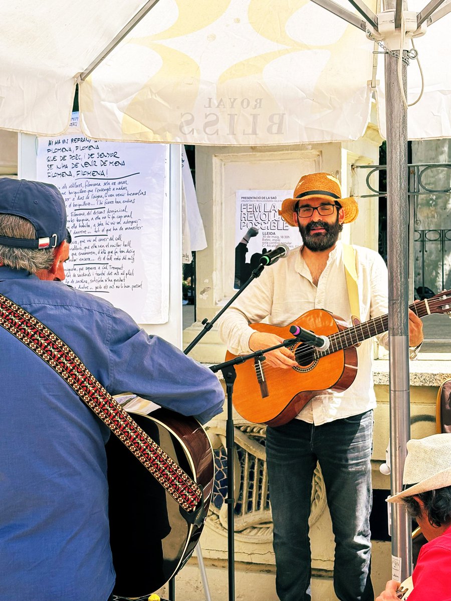 PardoMestre's tweet photo. #aramateix #FestaMajorLleida als campos 🎊 https://t.co/zns2qTTuU1