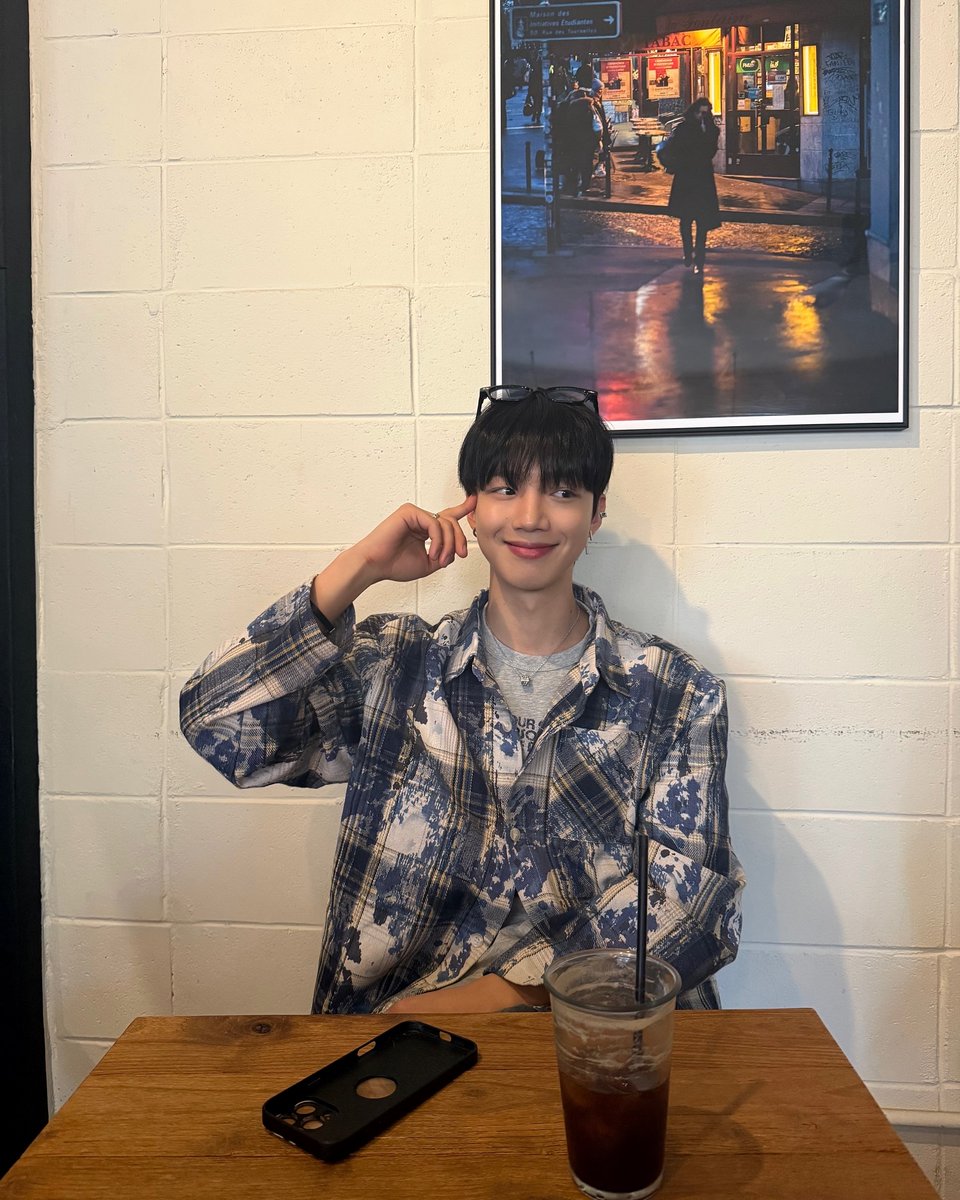 youngminthink's tweet photo. Our boyfriend material is back https://t.co/0ZQOObn1B0
