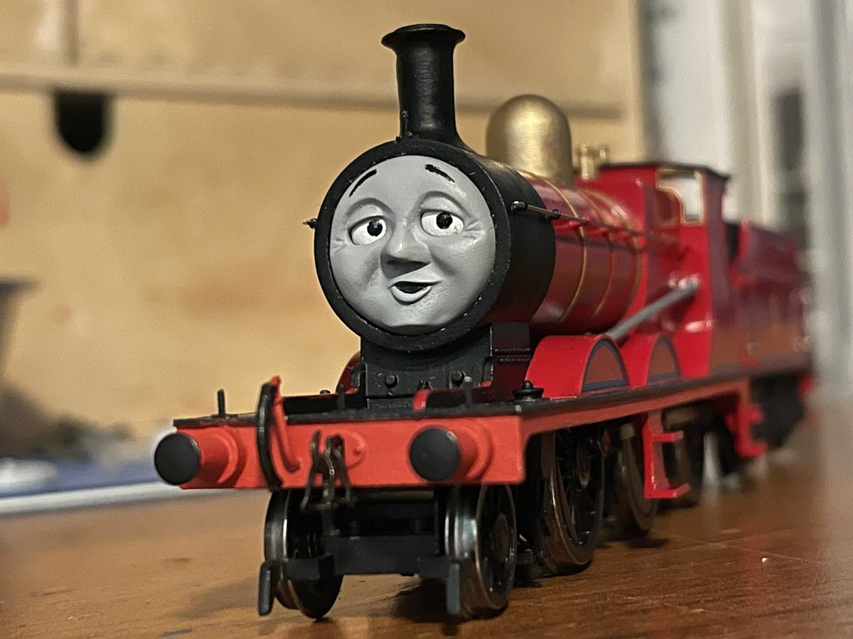 TomTeeLegend's tweet photo. “I am a splendid engine,” answered James loftily, “ready for anything. You never see my paint dirty.”

To Celebrate the 80th anniversary of The Railway Series and franchise, I’m ecstatic and red-y to reveal:

NWR No.5 ‘James’

More info below(pls read below)-> https://t.co/4r5Uaa33K5