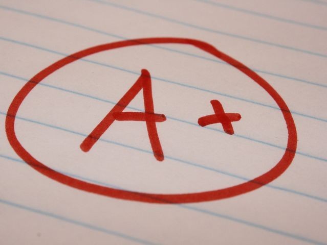 - حبيبة والله العظيم أنا مش وحش، أنا عايز انضف؛ جربيني وحياة ربنا ما هتندمي.