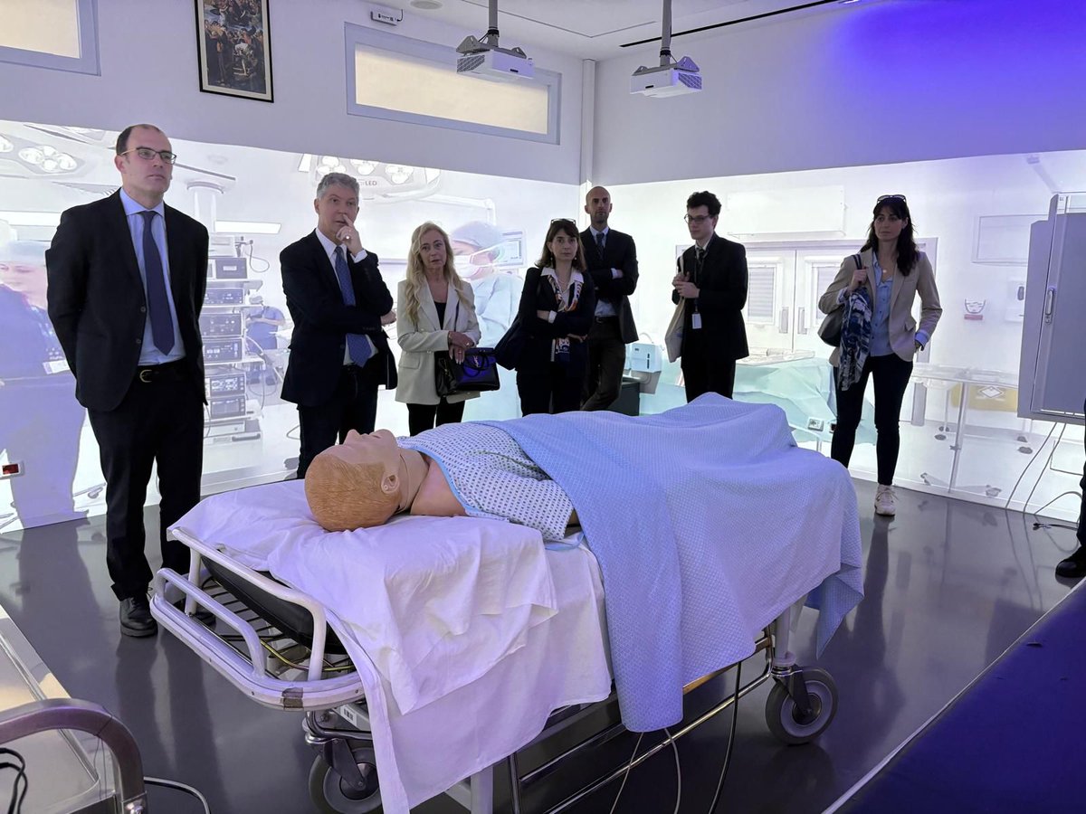 Campus Bio-Medico SpA (@cbm_spa) on Twitter photo “L’<a href="/inail_gov/">Inail</a> e <a href="/CBM_SpA/">Campus Bio-Medico SpA</a> proseguono la loro collaborazione attraverso un’ampia progettualità orientata a erogare i migliori servizi per la ricerca scientifica, la sicurezza, la prevenzione e l’innovazione tecnologica" le parole del DG <a href="/DomeMastro/">Domenico Mastrolitto</a>. inail.it/portale/it/ina… “L’<a href="/inail_gov/">Inail</a> e <a href="/CBM_SpA/">Campus Bio-Medico SpA</a> proseguono la loro collaborazione attraverso un’ampia progettualità orientata a erogare i migliori servizi per la ricerca scientifica, la sicurezza, la prevenzione e l’innovazione tecnologica" le parole del DG <a href="/DomeMastro/">Domenico Mastrolitto</a>. inail.it/portale/it/ina…