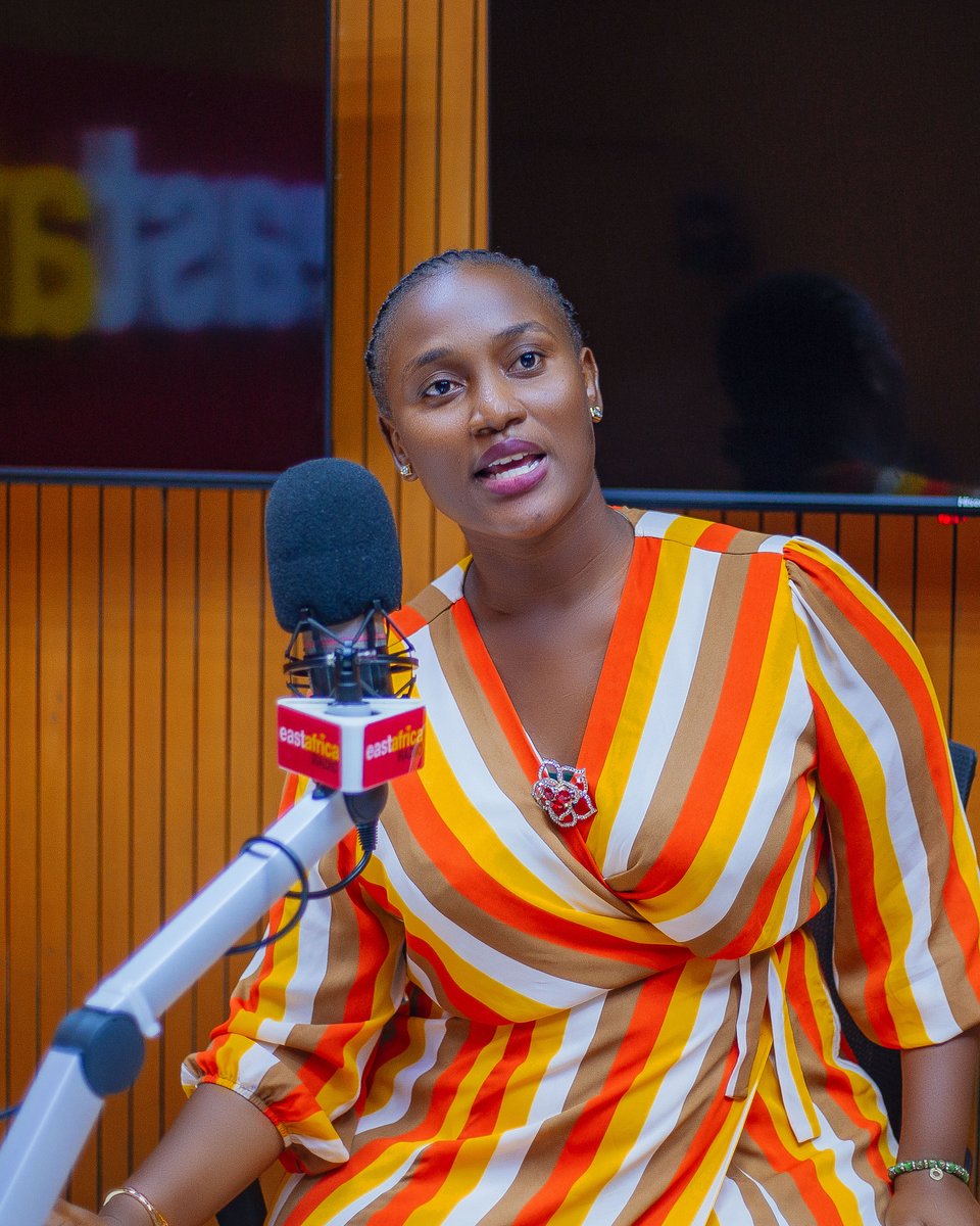 #PilikaPilika: “Umaskini hauchangii mtu kutokula lishe bora, Serikali imerahisisha upatikanaji wa vyakula muhimu kama unga, chumvi na mafuta vyote hici vimewekwa virutubisho” - Neema Mgeta - Mratibu wa vijana kuhusu mifumo ya Chakula

#PilikaPilika #HainaKuchoka #EastAfricaRadio