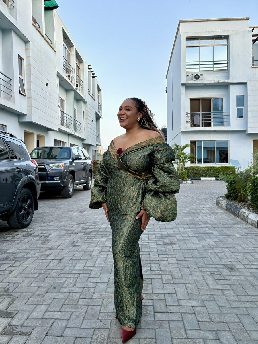 IsabellaAdediji's tweet photo. Served looks #InThatTitiBeloSet at #AMVCA11
#IsabellaAdediji #AMVCA #TitiBelo https://t.co/VJzbkNryGM