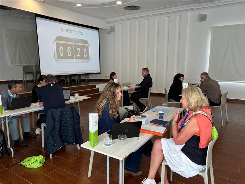 ⛳Mostrem a 8 agents de viatges procedents dels països nòrdics l'oferta turística catalana especialitzada en golf 
📢Els participants han visitat diferents instal·lacions esportives del litoral gironí per conèixer el #turismeesportiu de la zona.
🤝En col·laboració amb <a href="/costabrava/">Costa Brava Pirineu</a>