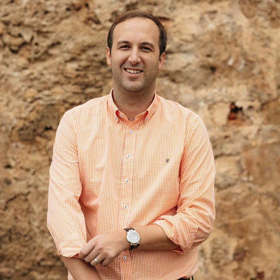 🚨 BREAKING: 🚨 NOVITÀ: Il CEO di Bitcoin Magazine, David Bailey, e la holding Nakamoto raccolgono 710 milioni di dollari e si fondono con KindlyMD per formare il tesoro $BTC.