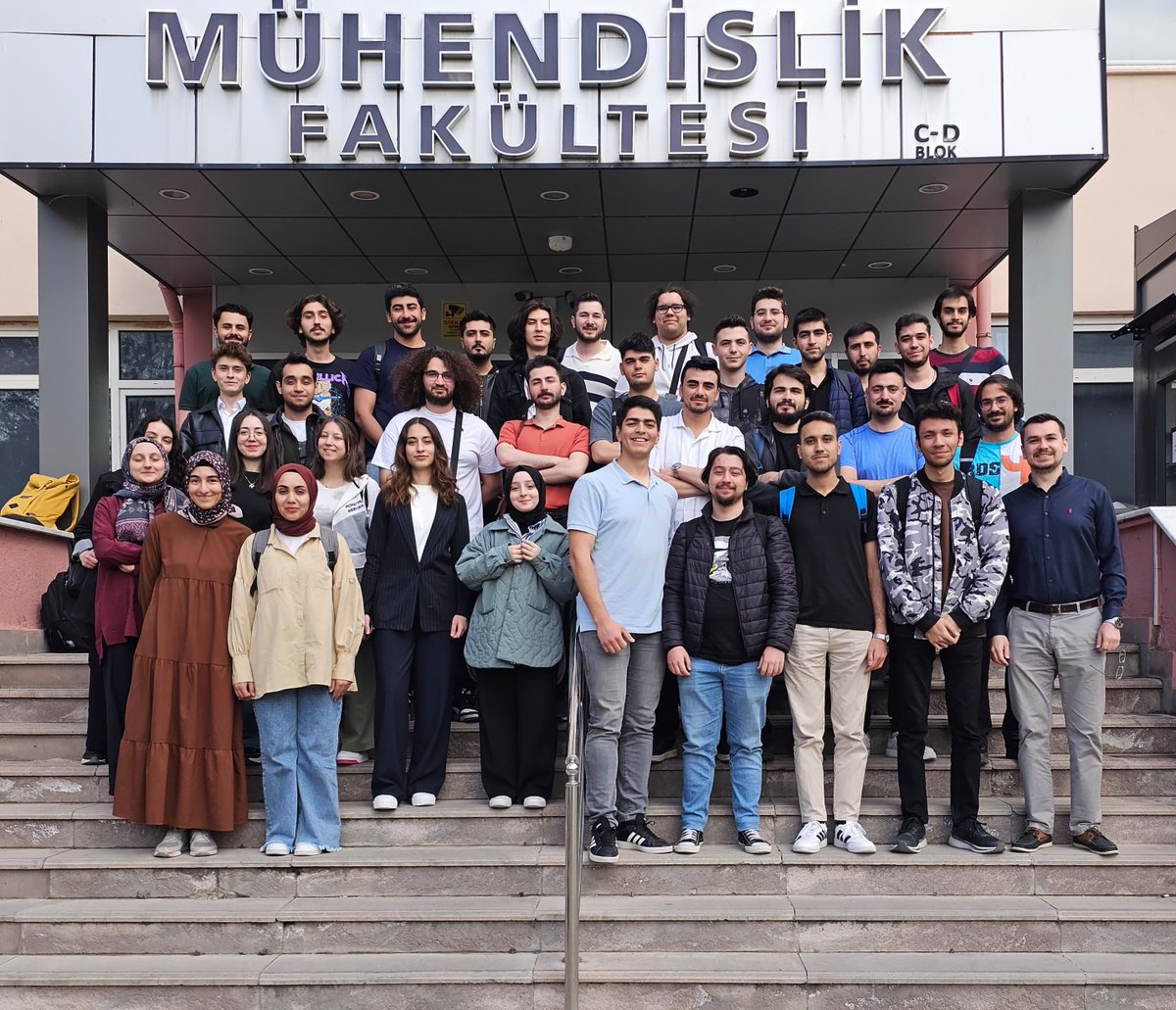 MEVKA (@mevlana_ka) on Twitter photo Ajansımız ve <a href="/KTUNEDU/">Konya Teknik Üniversitesi (KTÜN)</a> iş birliğiyle yürütülen Türkiye Siber Vatan Programı kapsamında düzenlenen Web Güvenliği Eğitimleri tamamlandı.
Program, Haziran ayında sınav, Ağustos ayında ise Bootcamp etkinliğinde 10 günlük eğitimle devam edecek.
<a href="/TCSanayi/">Sanayi ve Teknoloji Bakanlığı</a> <a href="/KalkinmaAjansGM/">Kalkınma Ajansları Genel Müdürlüğü</a> <a href="/siber_vatan/">SiberVatan</a> Ajansımız ve <a href="/KTUNEDU/">Konya Teknik Üniversitesi (KTÜN)</a> iş birliğiyle yürütülen Türkiye Siber Vatan Programı kapsamında düzenlenen Web Güvenliği Eğitimleri tamamlandı.
Program, Haziran ayında sınav, Ağustos ayında ise Bootcamp etkinliğinde 10 günlük eğitimle devam edecek.
<a href="/TCSanayi/">Sanayi ve Teknoloji Bakanlığı</a> <a href="/KalkinmaAjansGM/">Kalkınma Ajansları Genel Müdürlüğü</a> <a href="/siber_vatan/">SiberVatan</a>