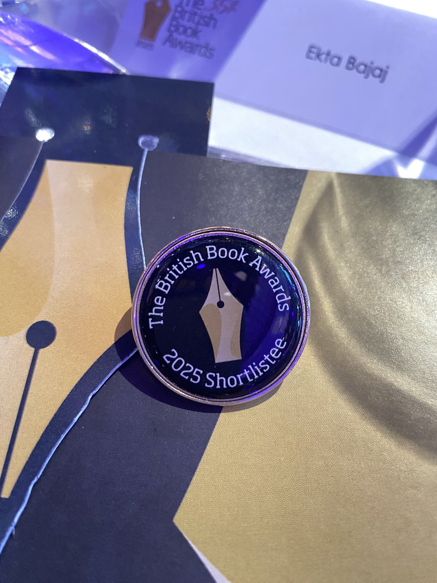 #dressedinsari #britishbookawards #nibbies 
<a href="/EktaBajaj/">Ekta Bajaj</a>  <a href="/Monica_sood26/">Monica Sood</a>