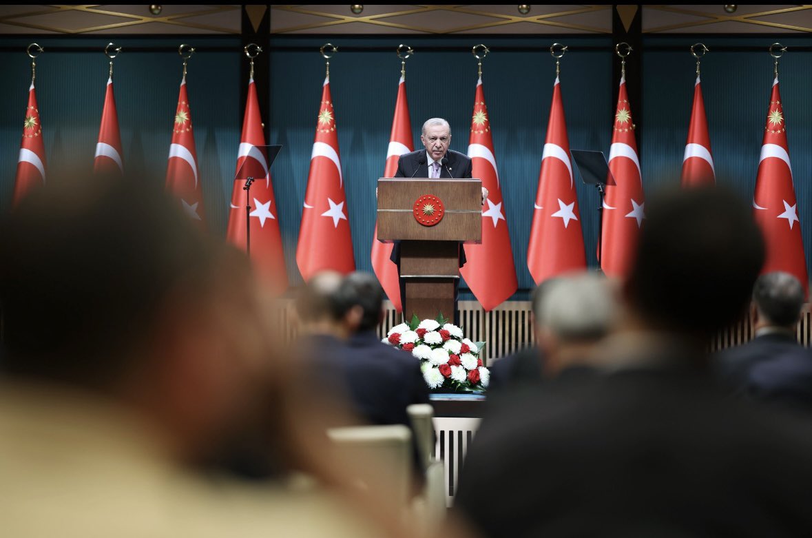 Abdullah Güler (@avabdullahguler) on Twitter photo Cumhurbaşkanımız Sn.<a href="/RTErdogan/">Recep Tayyip Erdoğan</a>;
“Terörsüz Türkiye” hedefimize engelleri aşarak, ön yargıları kırarak, fitne ve nifak tuzaklarını bozarak emin adımlarla yürüyoruz.
Cumhur İttifakı olarak iç cephemizi tahkim için büyük bir samimiyetle hayata geçirdiğimiz “Terörsüz Türkiye” Cumhurbaşkanımız Sn.<a href="/RTErdogan/">Recep Tayyip Erdoğan</a>;
“Terörsüz Türkiye” hedefimize engelleri aşarak, ön yargıları kırarak, fitne ve nifak tuzaklarını bozarak emin adımlarla yürüyoruz.
Cumhur İttifakı olarak iç cephemizi tahkim için büyük bir samimiyetle hayata geçirdiğimiz “Terörsüz Türkiye”