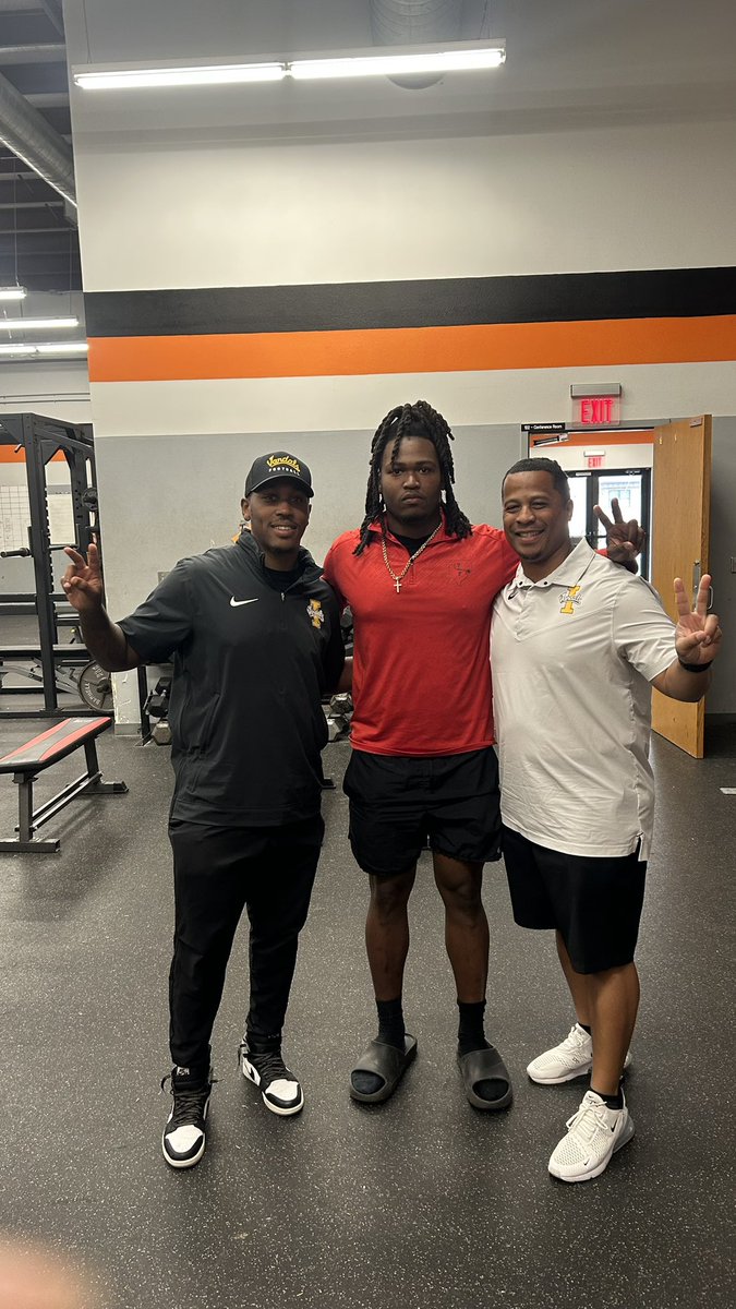 Kenny Golston (@golstonkenny) on Twitter photo Great having Coach ford & Coach Dunbar in our Small Town to see us.
Small Town Dreams To Realities
<a href="/CoachTFord/">Thomas Ford Jr</a> <a href="/CoachDunbar25/">Lance Dunbar</a> <a href="/seancooper_C4/">Sean Cooper</a> Great having Coach ford & Coach Dunbar in our Small Town to see us.
Small Town Dreams To Realities
<a href="/CoachTFord/">Thomas Ford Jr</a> <a href="/CoachDunbar25/">Lance Dunbar</a> <a href="/seancooper_C4/">Sean Cooper</a>