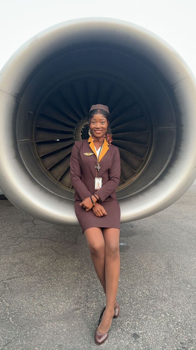Ensemble, nous transformons chaque voyage en une expérience fluide. Bonne début de semaine.
-------------------------------
Together, we make every journey a seamless experience. Have a good week.
flyasky.com
#ASKY #AskyTeam #flywithasky