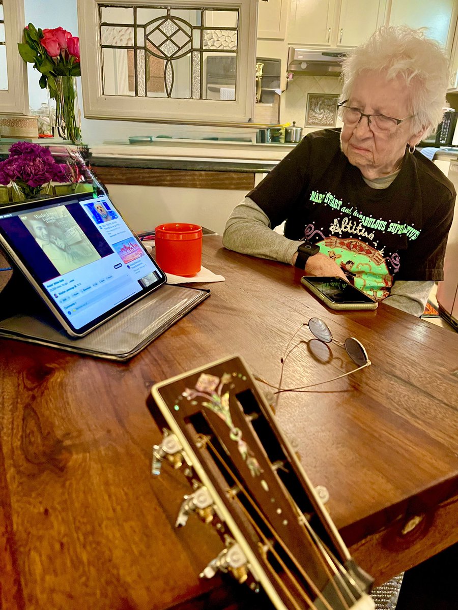 martystuarthq's tweet image. Hanging out with Momma for Mother’s Day. As far as I’m concerned every day is Mother’s Day. All roads lead back home to her kitchen table. It’s ground zero for all of the comings and goings of life. Countless songs have been played here over the years. Momma has impeccable…