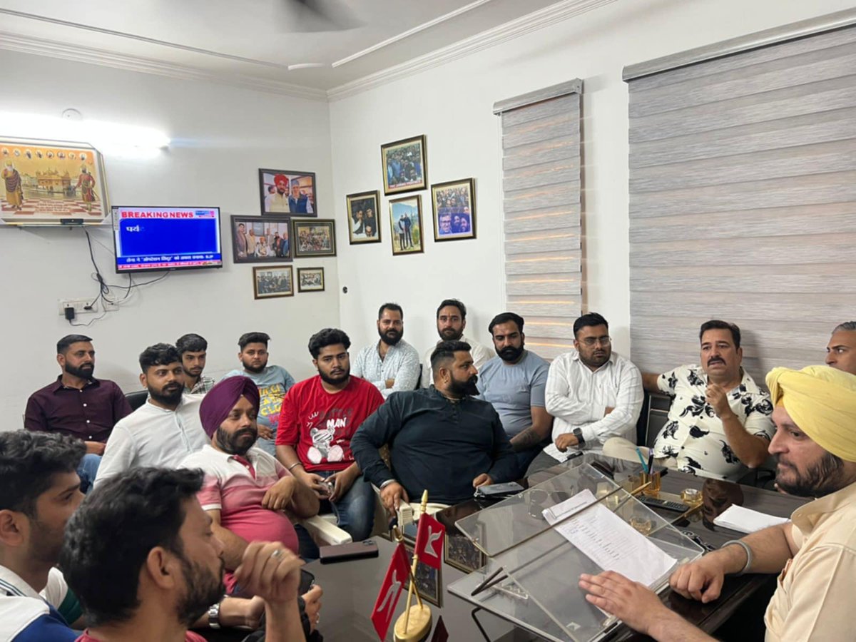 JKYNC (@yncjk) on Twitter photo PP JKYNC <a href="/Tejinder013_NC/">Tejinderpal Singh(Aman)NC ੴ ☬ ੴ 🇮🇳</a> presided over a meeting of Jammu Urban and Rural block youth activists. The particiapants lauded Indian Forces amid border tensions, pleged full support to Govt and urged youth to connect with people and aid those in border camps. PP JKYNC <a href="/Tejinder013_NC/">Tejinderpal Singh(Aman)NC ੴ ☬ ੴ 🇮🇳</a> presided over a meeting of Jammu Urban and Rural block youth activists. The particiapants lauded Indian Forces amid border tensions, pleged full support to Govt and urged youth to connect with people and aid those in border camps.