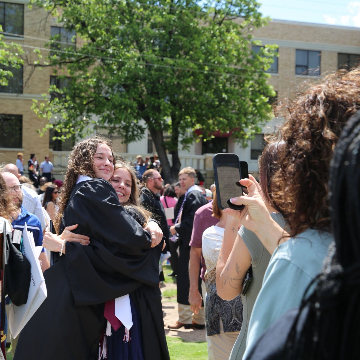 This past Saturday, McMurry University celebrated the graduation of the Class of 2025. Congratulations to all the War Hawks who crossed the stage - your hard work and dedication have paid off!🦅❤️
#AlaCumba #MakeYourMark #McMurryUniversity