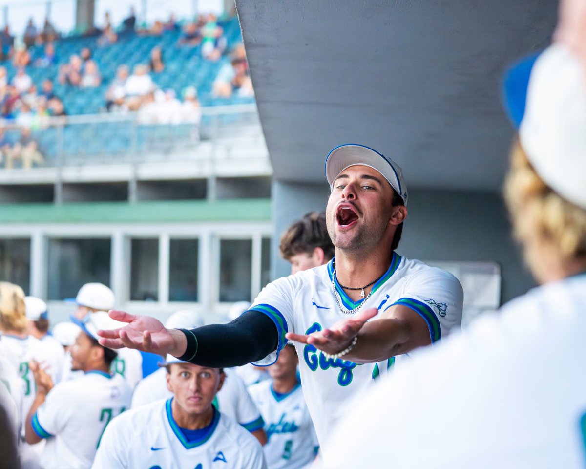 ASUN tournament clinched got us like:

#WingsUp