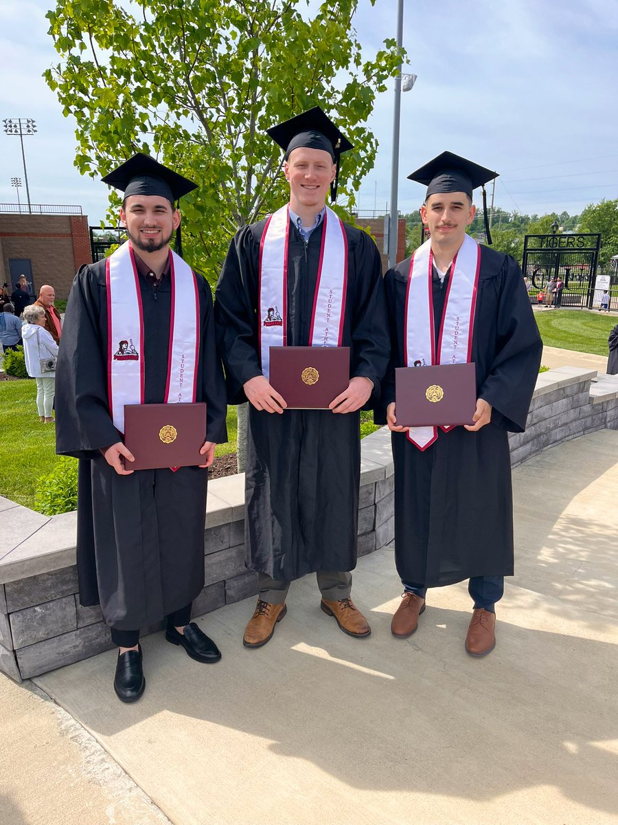 Proud of Our SENIORS and looking forward to see where life leads for each of them 🎓

#GoPioneers🪜