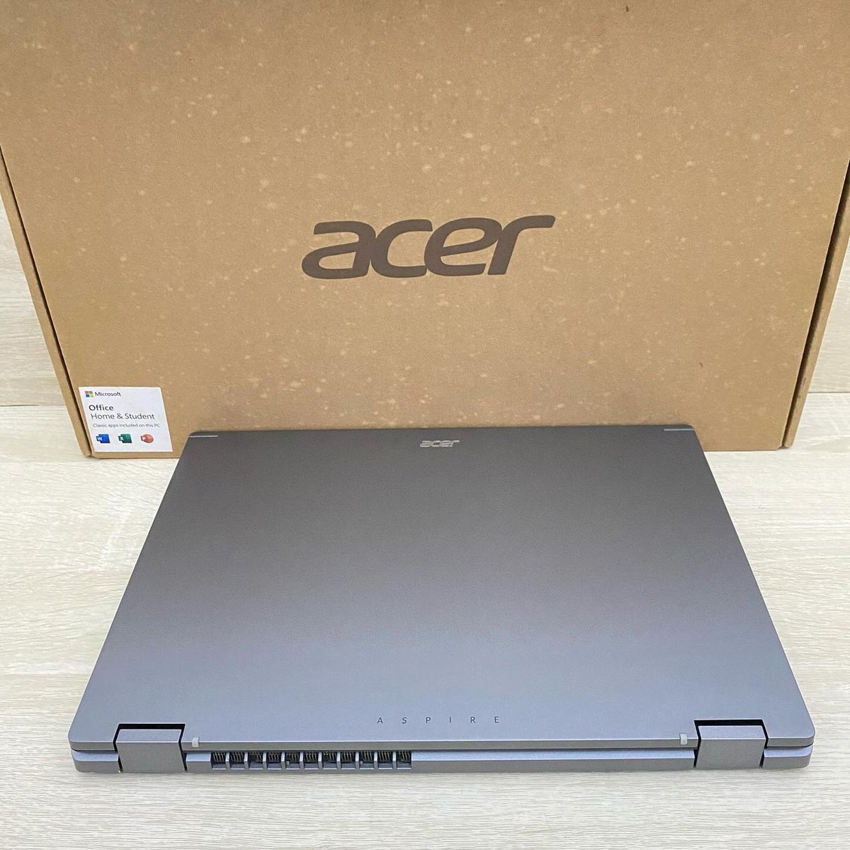 SedTechHub's tweet image. *💥Ace with power 💥*

*‼️Acer spin 5‼️*
✅Intel core i7|13th Gen processor 
*16GB RAM 1TB nvme SSD* 
✅Keyboard light 
✅Fingerprint reader 
*FHD IPS display* 
✅Touchscreen X360 convertible 
✅Stylus pen 🖋️ 
✅HDMI port 
✅USB type c 

*New*

*Price=GH¢12,000*